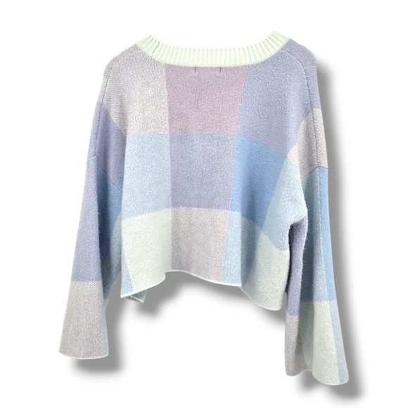 Jessica Simpson Women's Cropped Checkered Wide Sleeve Sweater Blue Size XL - Picture 2 of 10